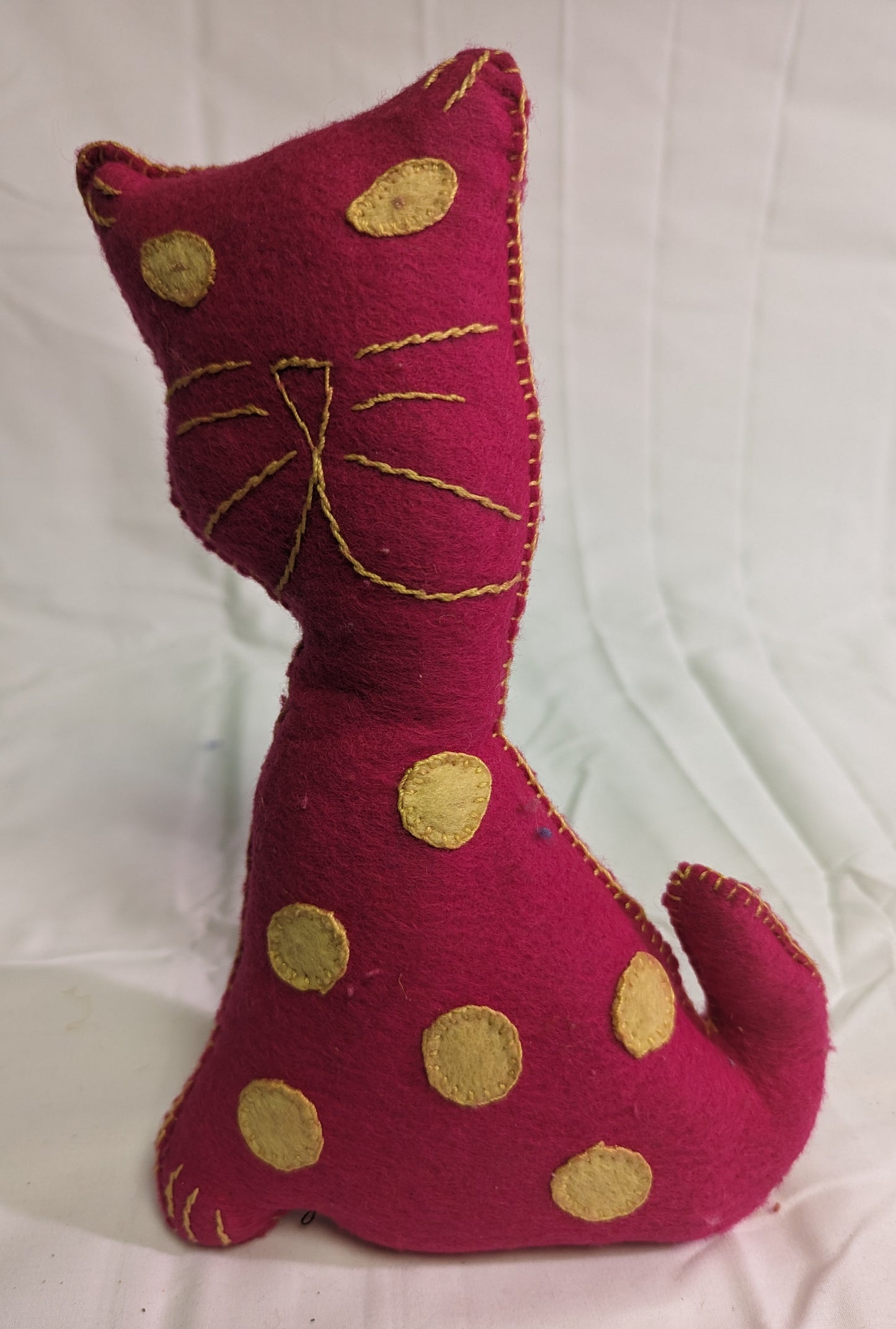 Plusheese Set of 5 Vintage Handmade Sewn Felt figures with sequins.