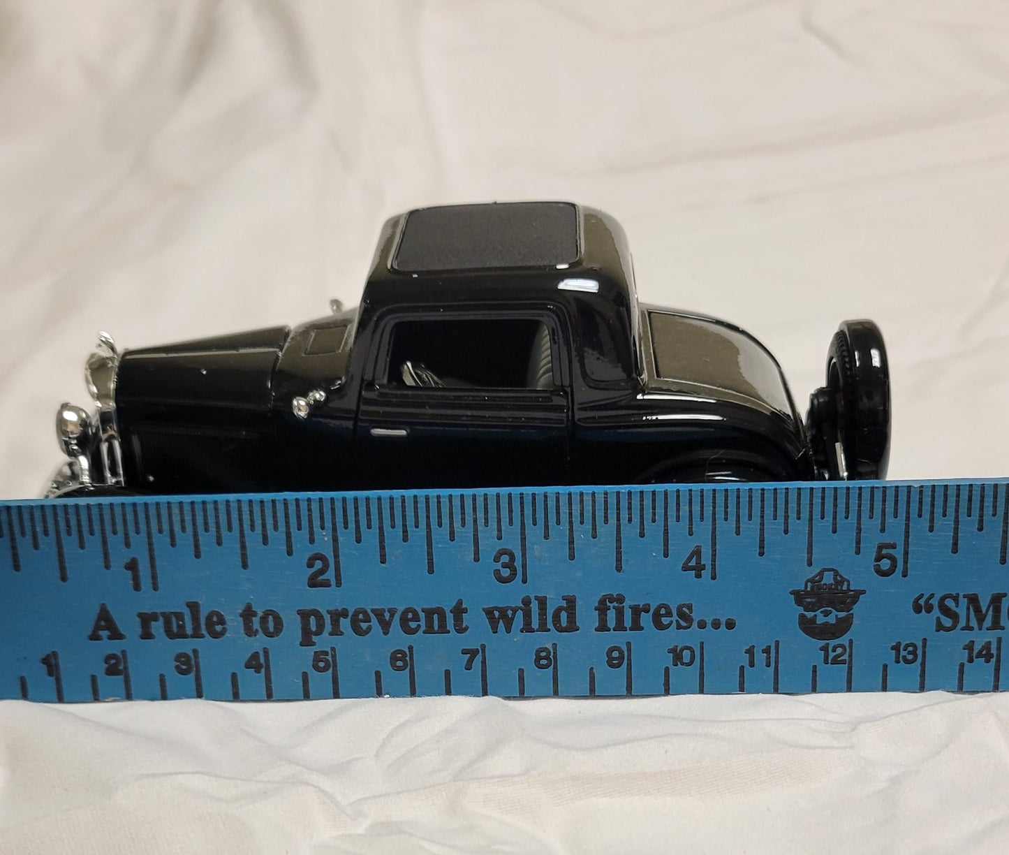 Model Car Ford 3-Window Coupe Black 1932 Diecast Model Car
