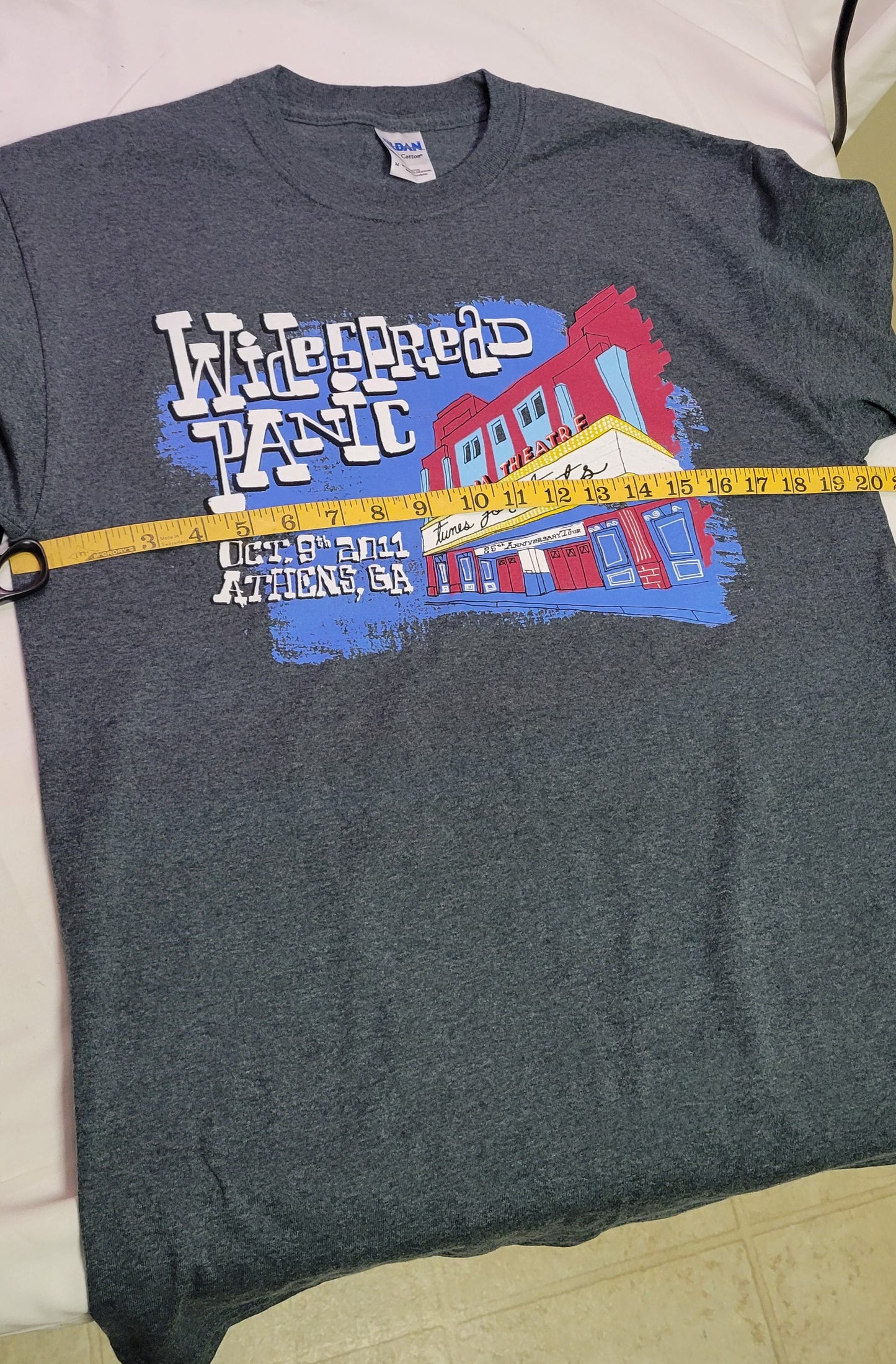 Tshirt Widespread Panic Tunes for Tots Georgia Theater 10/09/11 Blue and red on Grey Size Medium