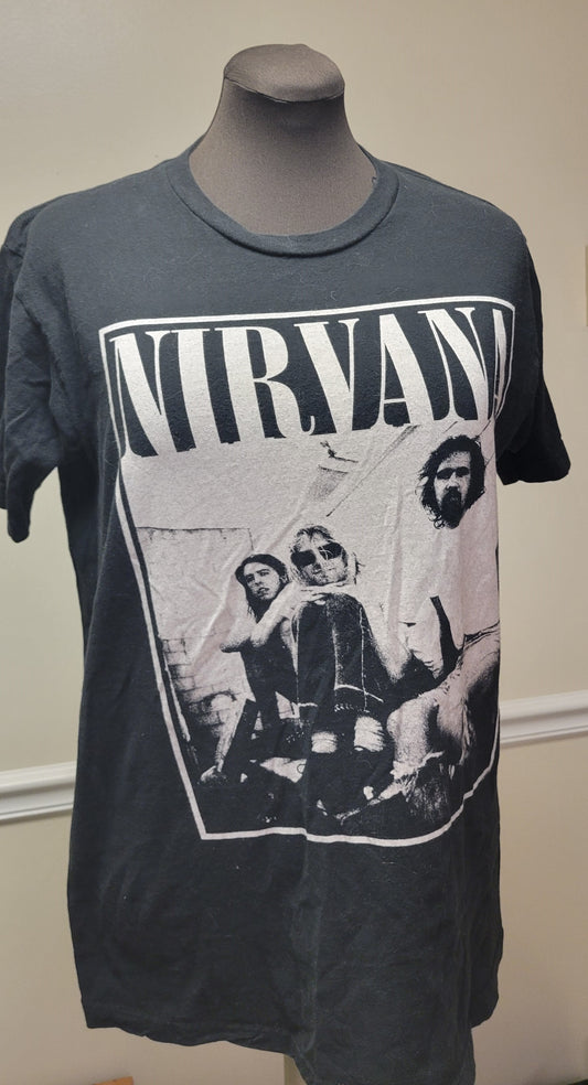 T Shirt Nirvana 2013 White on Grey Size medium