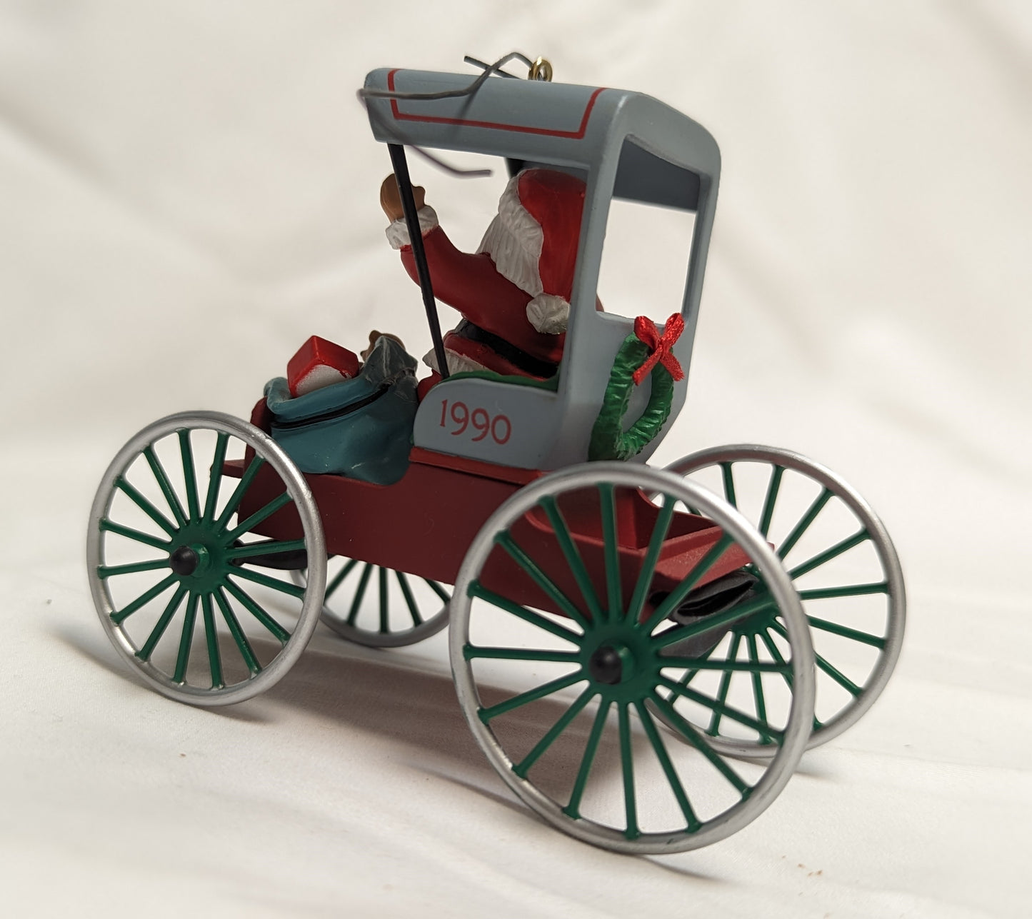 Ornament Christmas Santa in buggy, Plastic