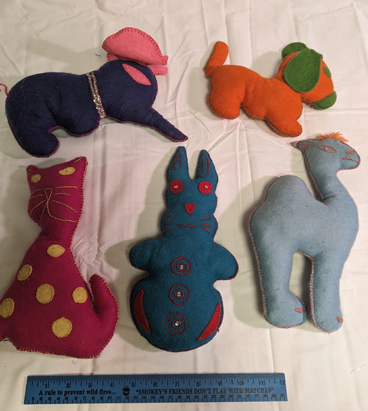 Plusheese Set of 5 Vintage Handmade Sewn Felt figures with sequins.
