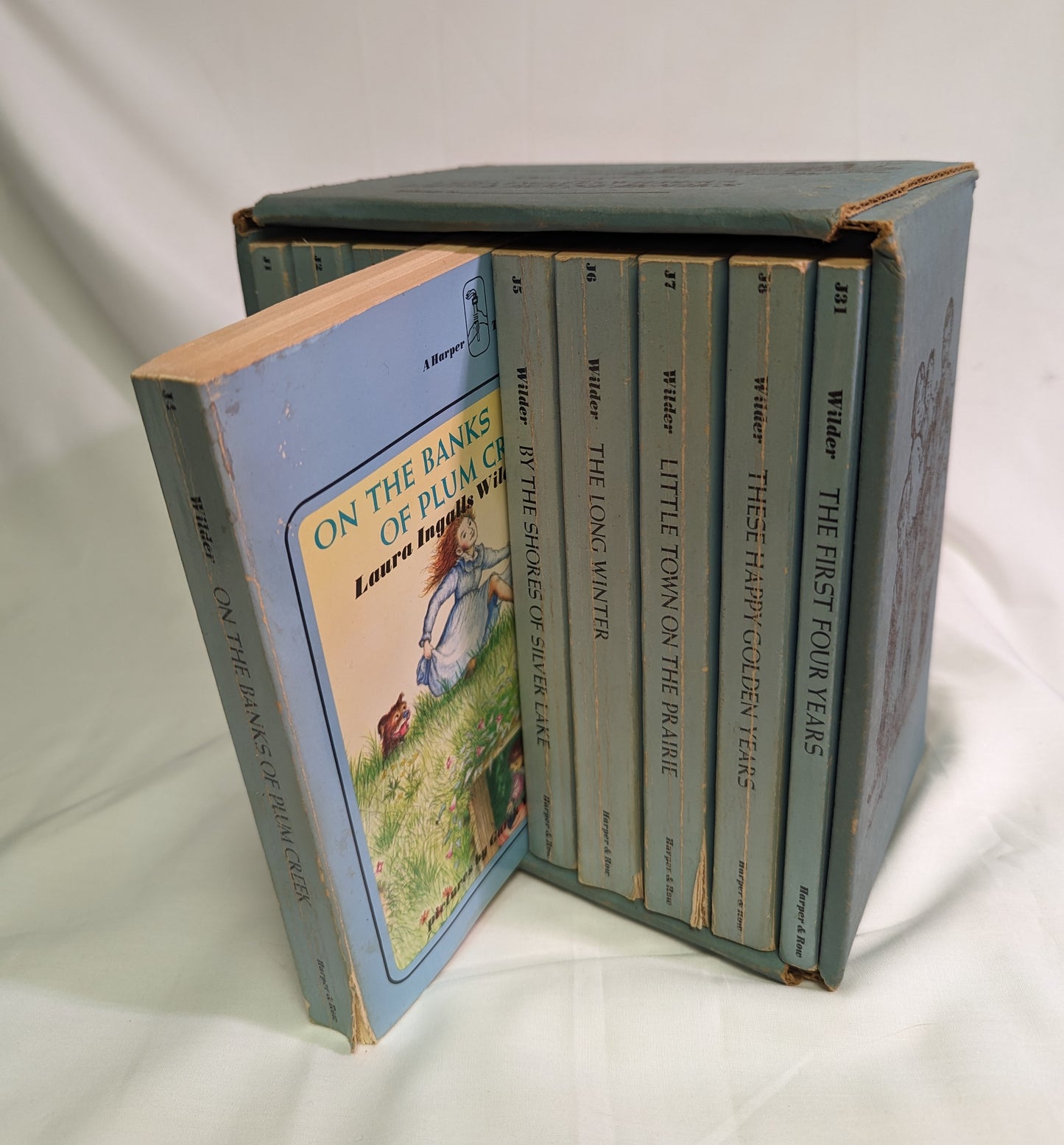 Paperback Vintage Book Set Laura Ingalls Wilder Little House Books Set of 9