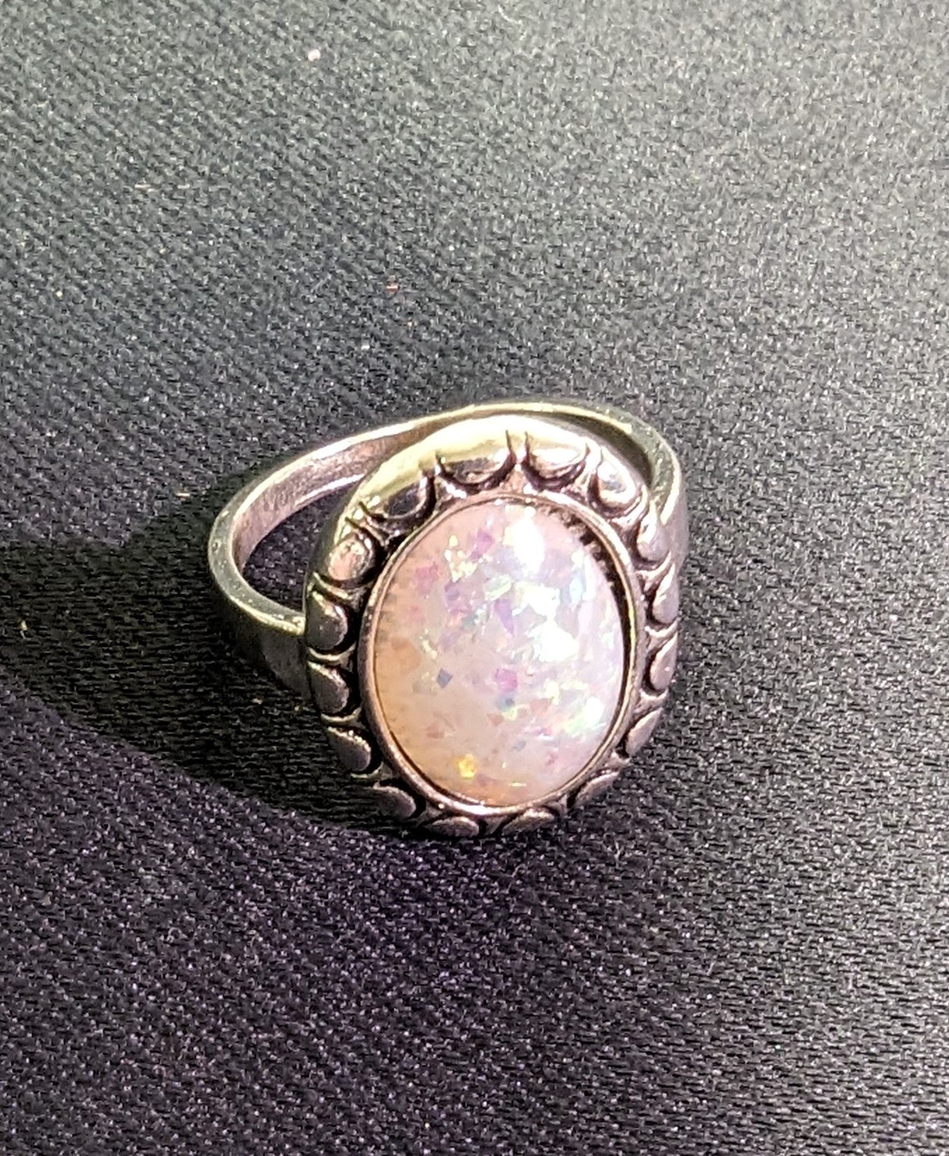 Ring Opal