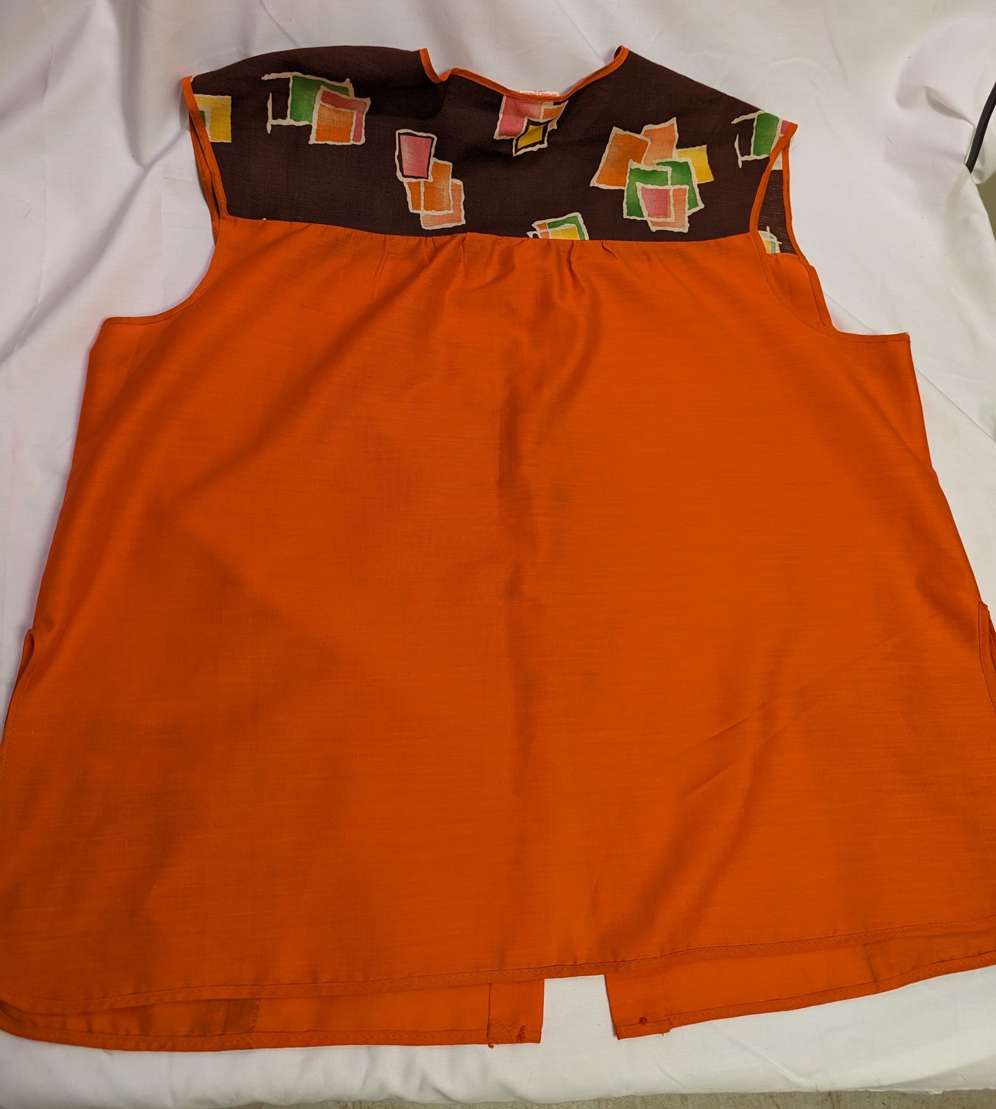 Vintage Panting Teachers Smock in Orange Base Pocketed