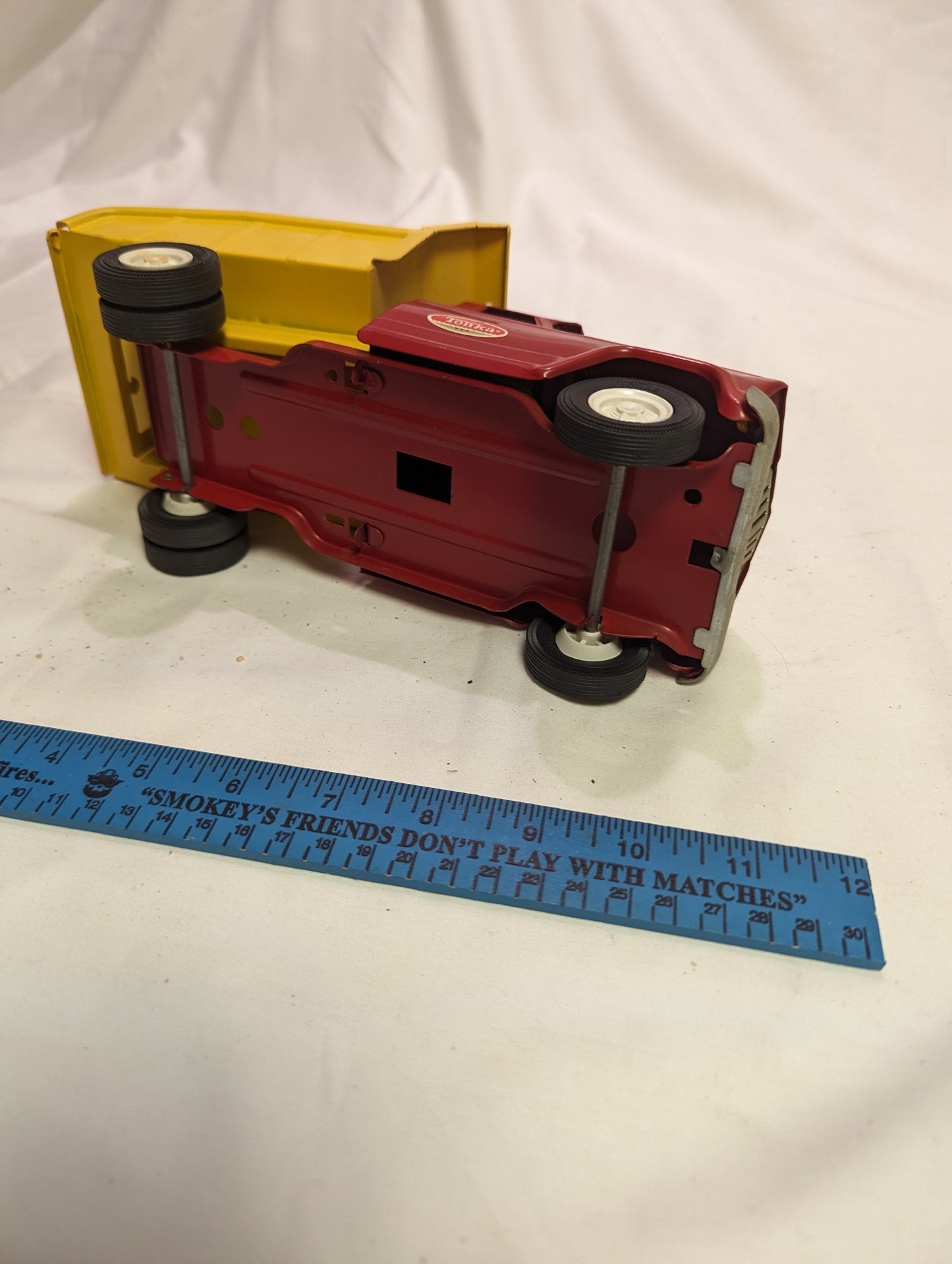 Toys Tonka Pressed Metal Loader and Dump Truck Articulating Bucket and Dump