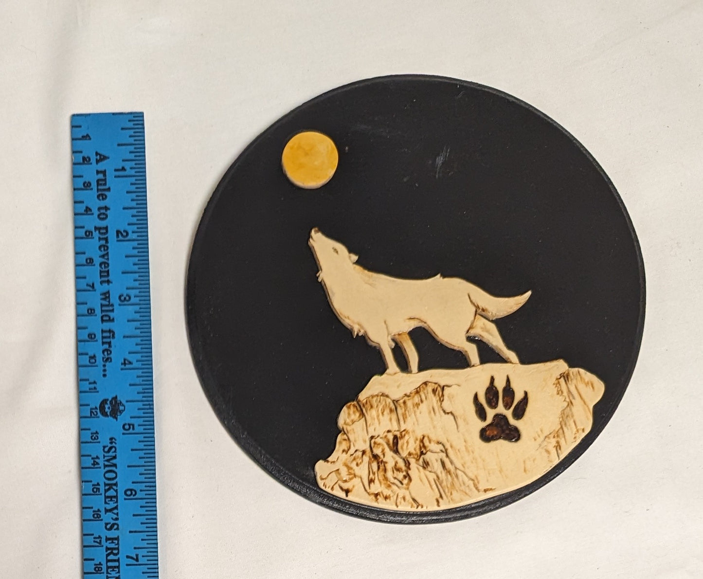 Art Handmade Pyrography ScrollSaw cutout Layered " Wolf Howling at the moon"
