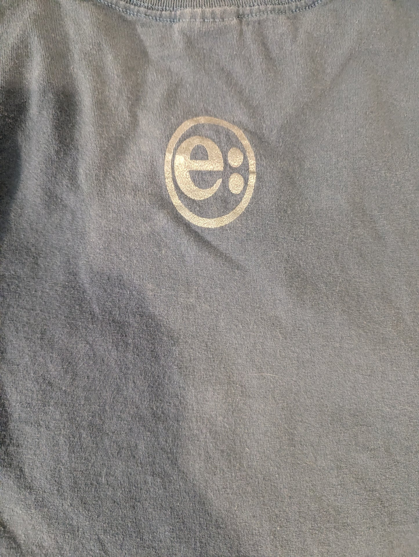 Very Rare Everything Band Tshirt XL
