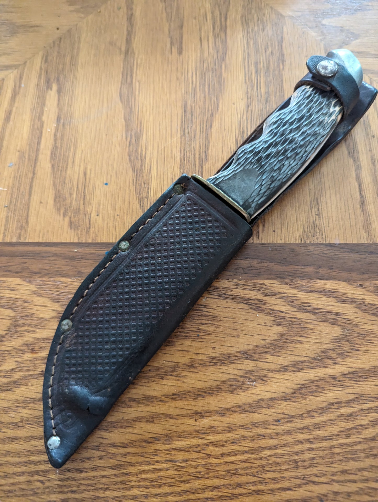 Vintage Schrade & Walden N.Y. USA Model 147 Skinning knife w/ Stagalon handle