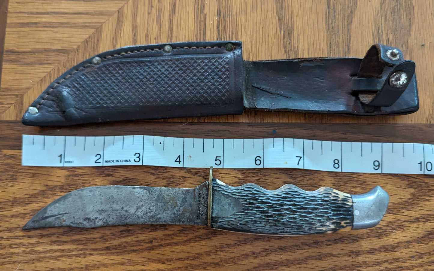 Vintage Schrade & Walden N.Y. USA Model 147 Skinning knife w/ Stagalon handle