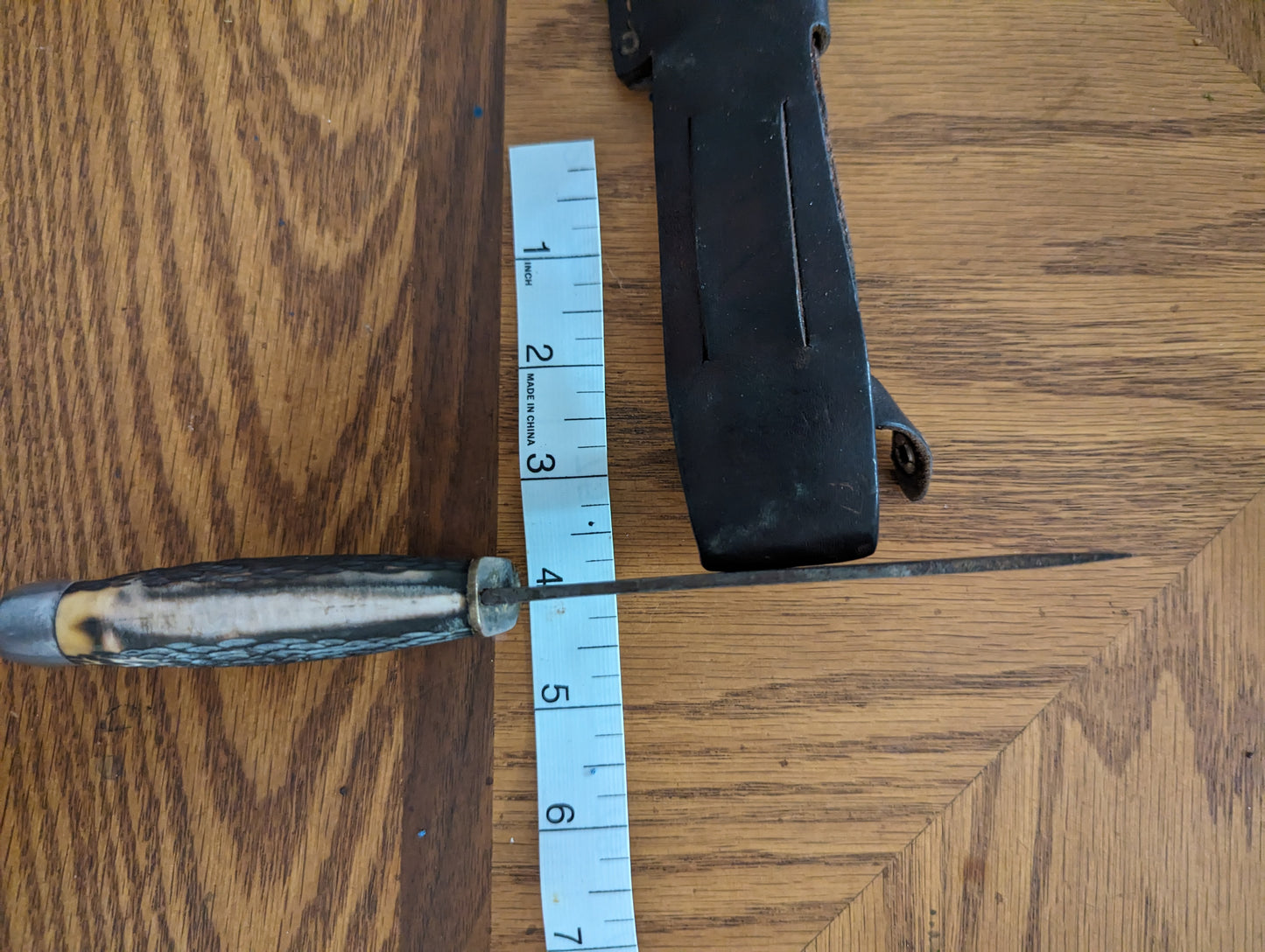 Vintage Schrade & Walden N.Y. USA Model 147 Skinning knife w/ Stagalon handle